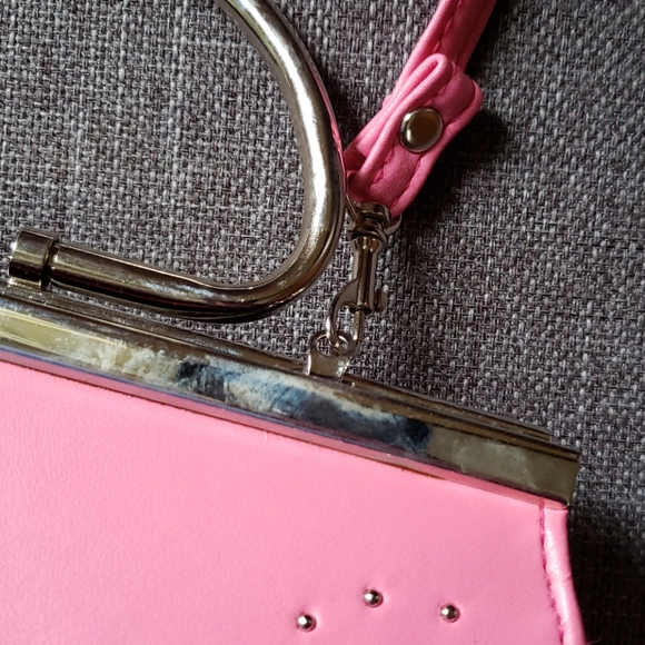 Purse - Picture 4 of 6